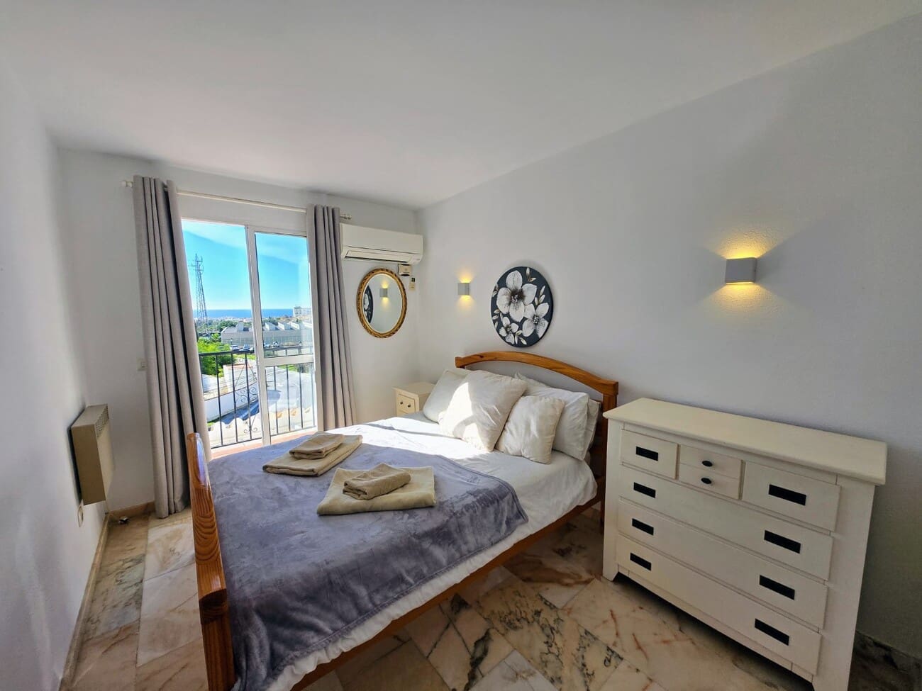 3 soverom Villa til salgs i Nerja med svømmebasseng garasje - € 484 000 (Ref: 9719407)