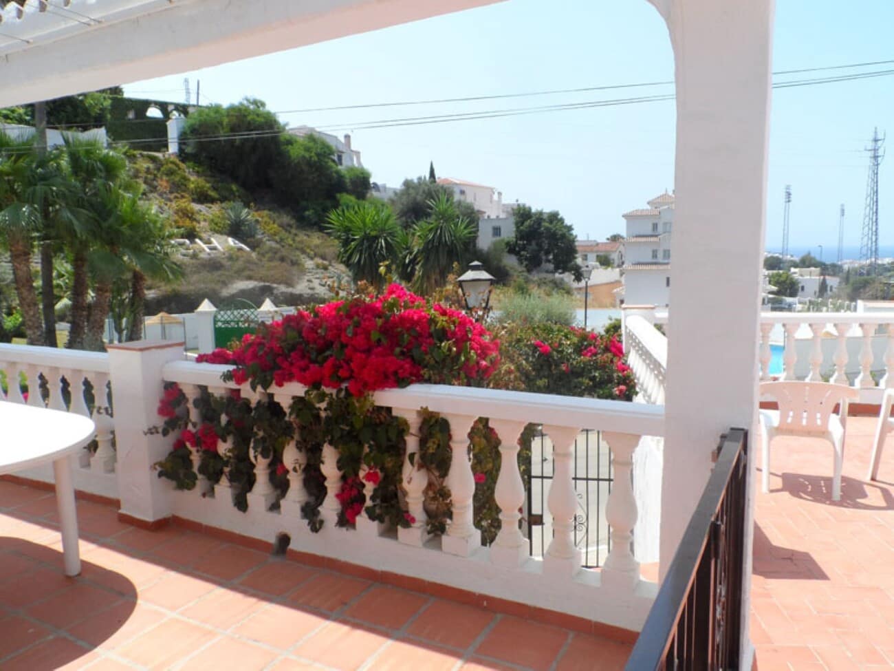 3 soverom Villa til salgs i Nerja med svømmebasseng garasje - € 484 000 (Ref: 9719407)