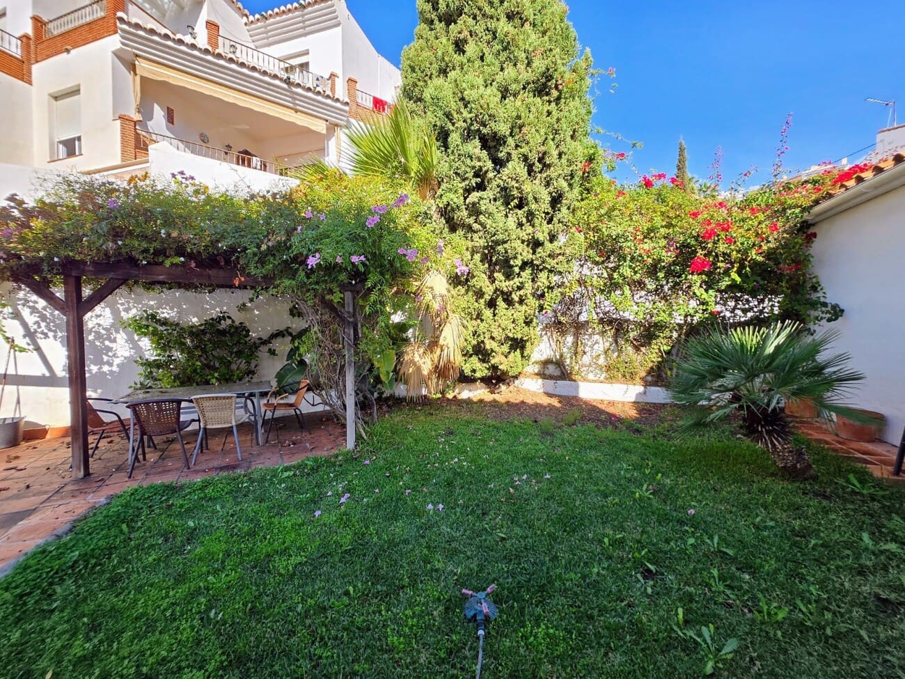 3 soverom Villa til salgs i Nerja med svømmebasseng garasje - € 484 000 (Ref: 9719407)