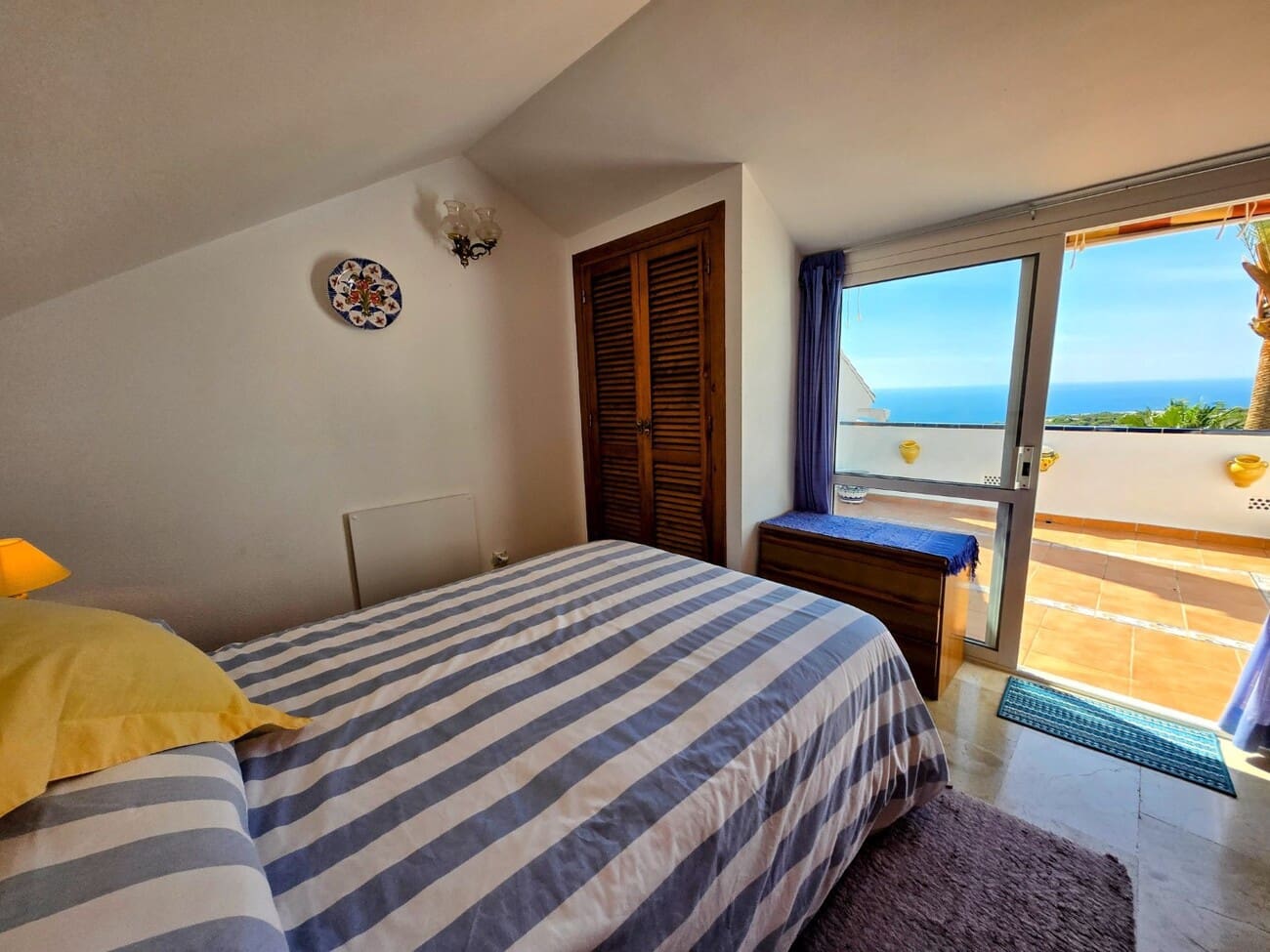 2 bedroom Apartment for sale in Maro with pool - € 249,000 (Ref: 9726287)