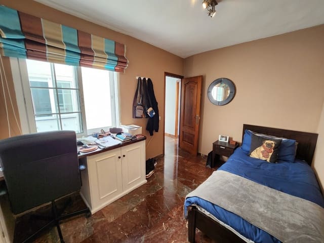 3 sovrum Lägenhet till salu i Nerja - 349 000 € (Ref: 9783043)