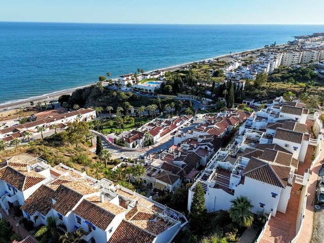 2 chambre Appartement à vendre à El Peñoncillo, Torrox avec piscine - 349 000 € (Ref: 9822333)