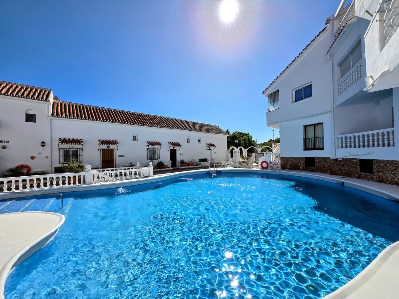 1 bedroom Apartment for sale in Maro with pool - € 159,000 (Ref: 9833361)