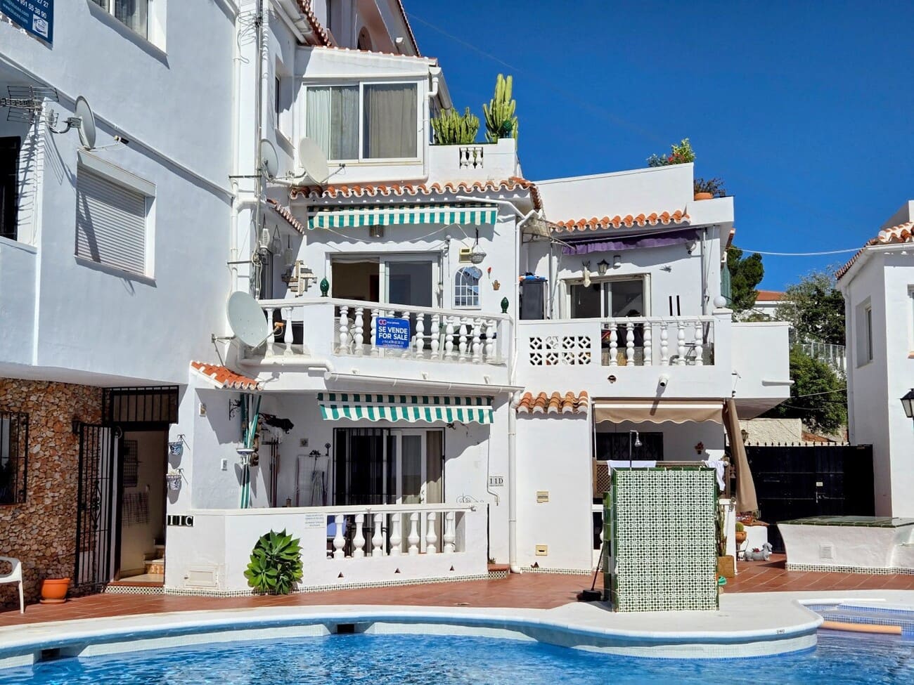 1 bedroom Apartment for sale in Maro with pool - € 159,000 (Ref: 9833361)