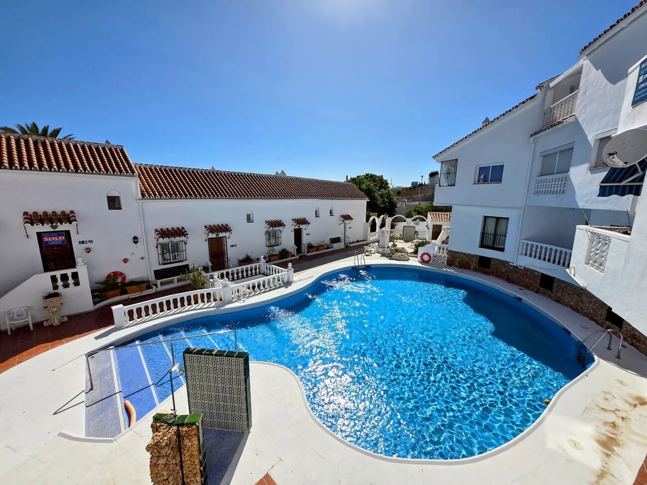 1 bedroom Apartment for sale in Maro with pool - € 159,000 (Ref: 9833361)