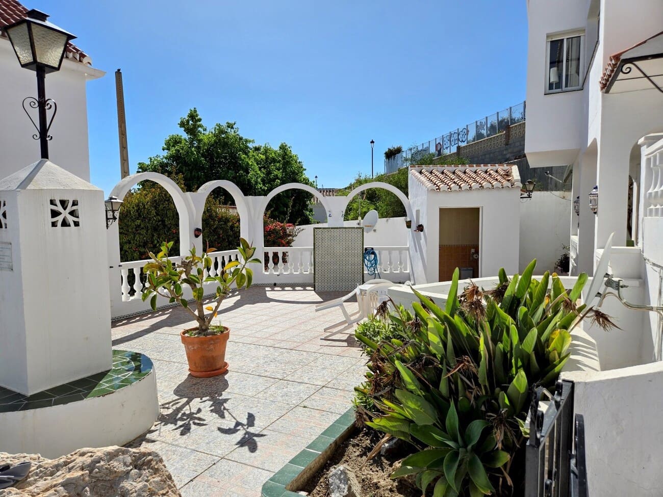 1 bedroom Apartment for sale in Maro with pool - € 159,000 (Ref: 9833361)