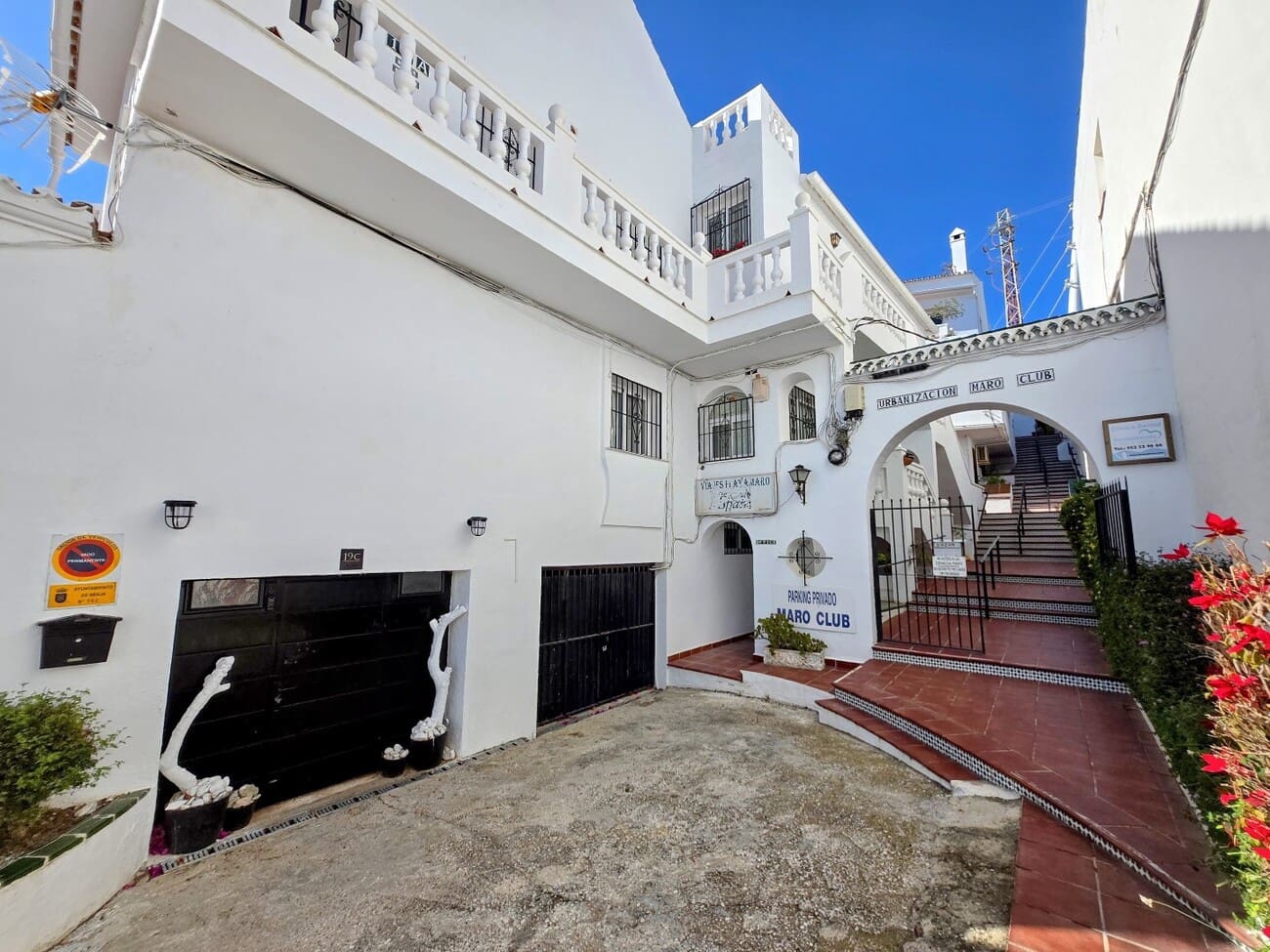 1 bedroom Apartment for sale in Maro with pool - € 159,000 (Ref: 9833361)