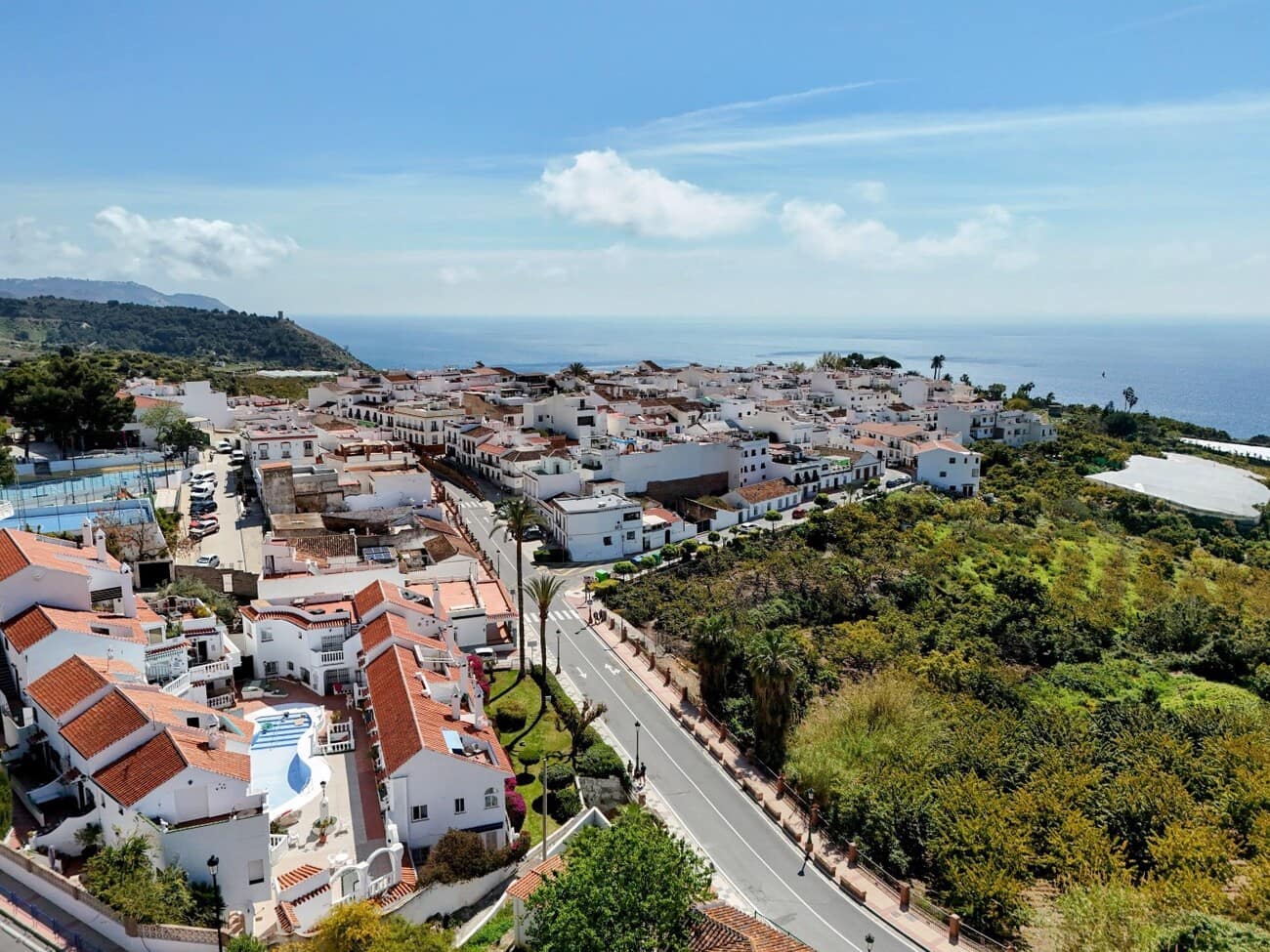 1 bedroom Apartment for sale in Maro with pool - € 159,000 (Ref: 9833361)