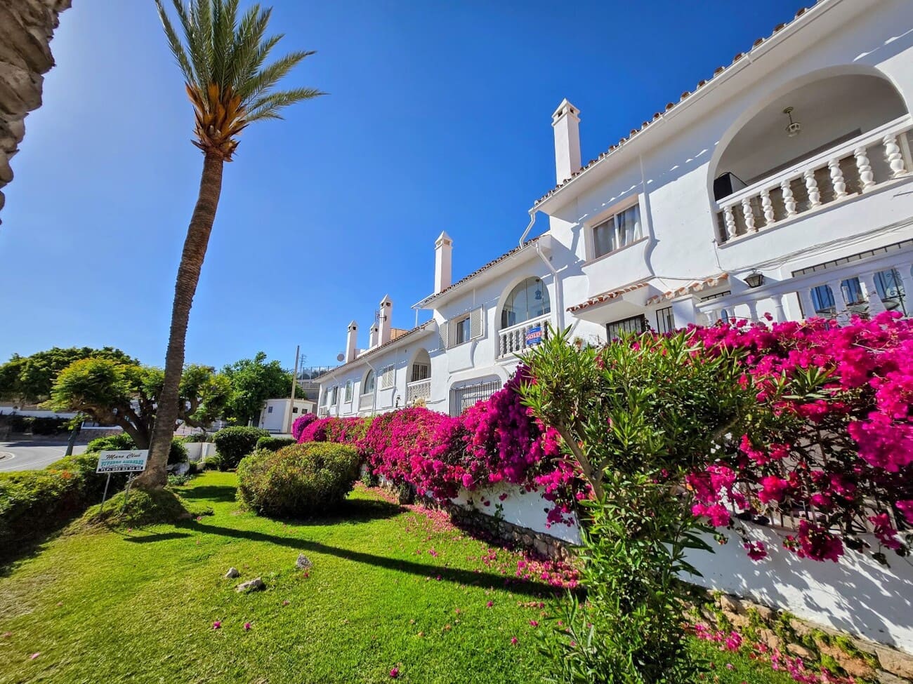 1 bedroom Apartment for sale in Maro with pool - € 159,000 (Ref: 9833361)