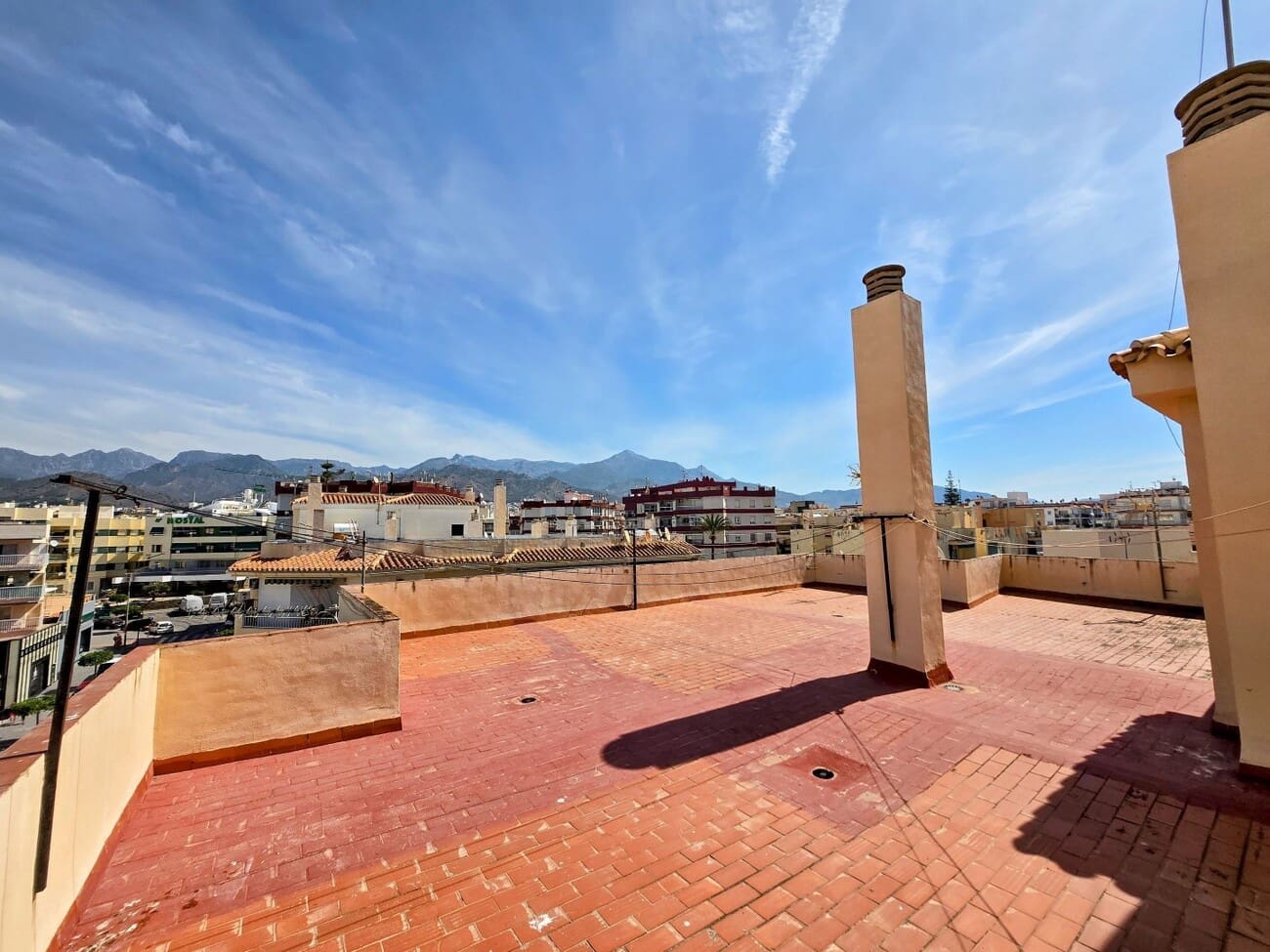 3 soverom Leilighet til salgs i Nerja - € 350 000 (Ref: 9884193)