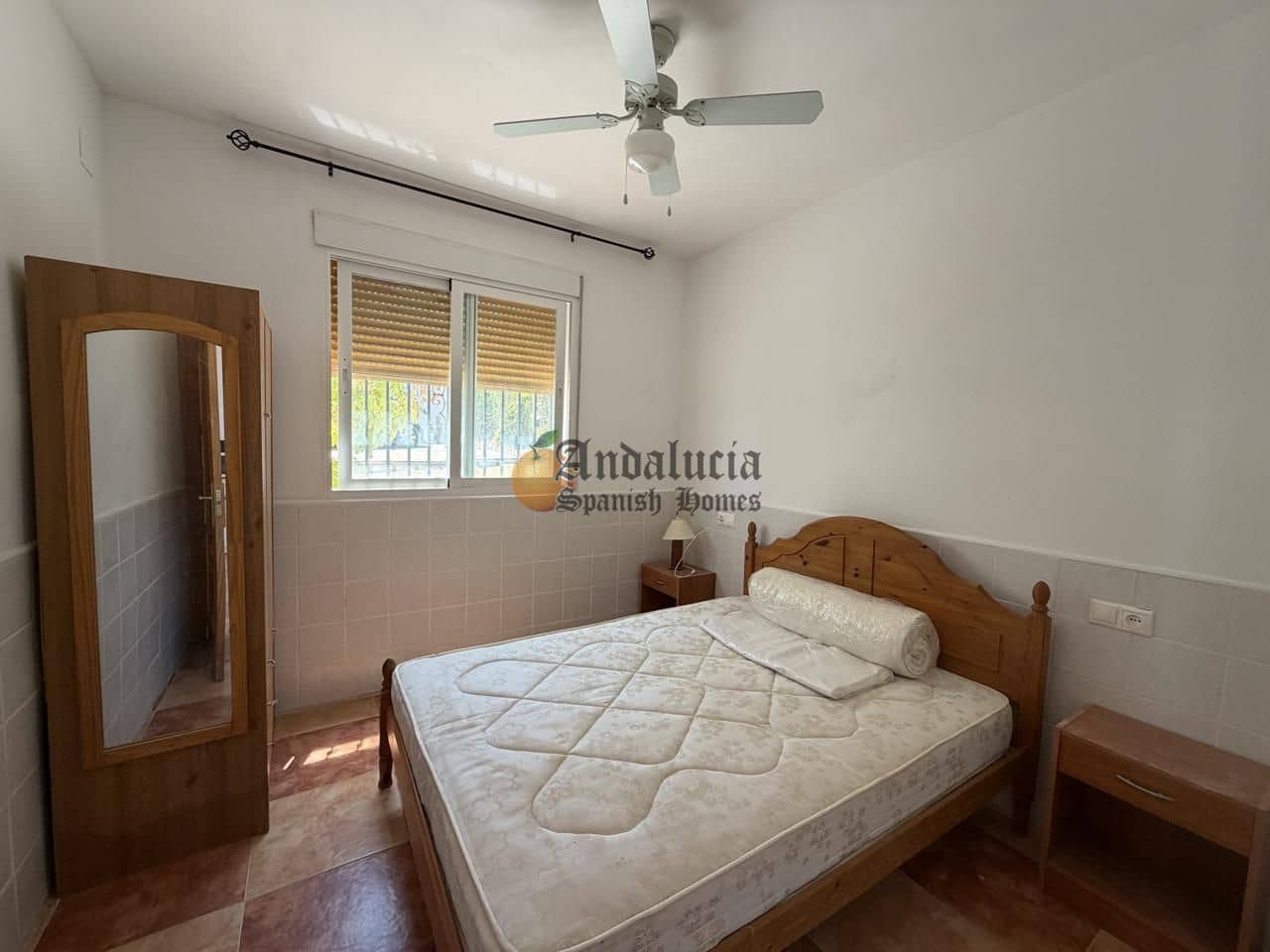 4 Zimmer Villa zu verkaufen in Moraleda de Zafayona mit Pool Garage - 249.000 € (Ref: 10004773)