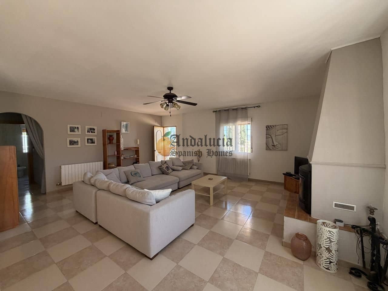 4 Zimmer Villa zu verkaufen in Moraleda de Zafayona mit Pool Garage - 249.000 € (Ref: 10004773)