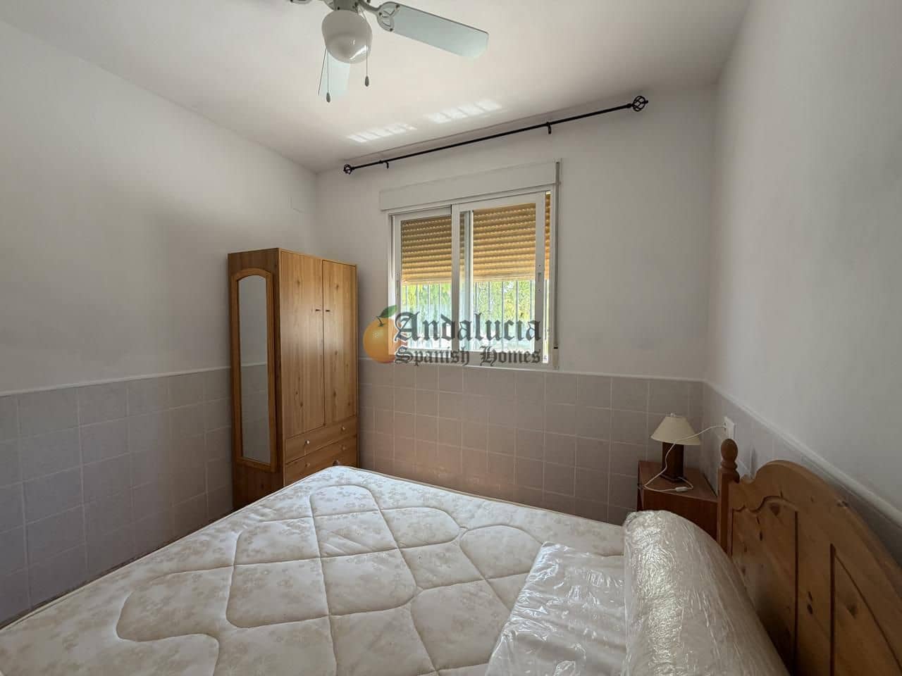 4 Zimmer Villa zu verkaufen in Moraleda de Zafayona mit Pool Garage - 249.000 € (Ref: 10004773)