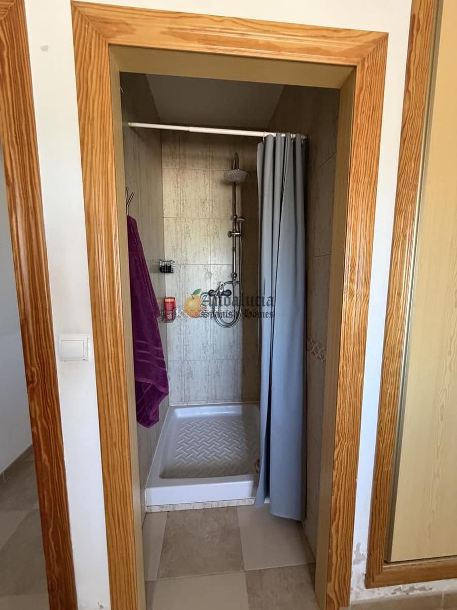 4 Zimmer Villa zu verkaufen in Moraleda de Zafayona mit Pool Garage - 249.000 € (Ref: 10004773)