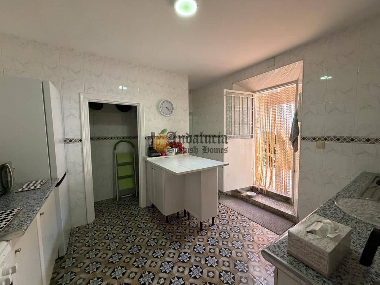 Chalet de 3 habitaciones en Moraleda de Zafayona en venta - 99.000 € (Ref: 10088805)