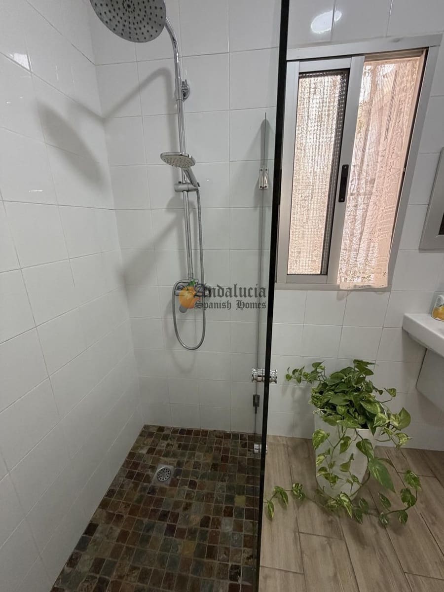 Chalet de 3 habitaciones en Moraleda de Zafayona en venta - 99.000 € (Ref: 10088805)