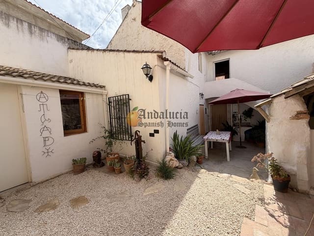 Chalet de 3 habitaciones en Moraleda de Zafayona en venta - 99.000 € (Ref: 10088805)