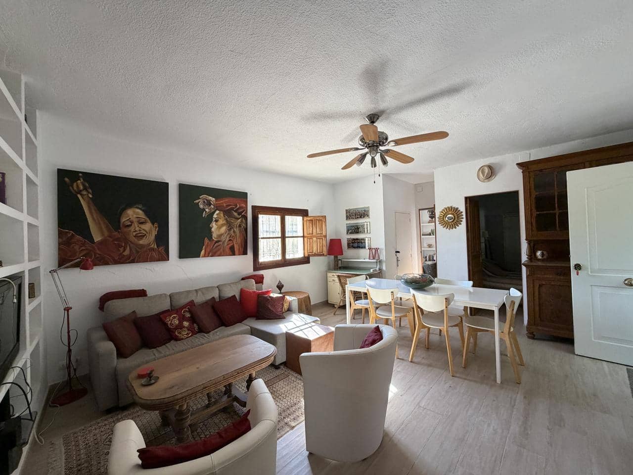 4 bedroom Villa for sale in Illora with pool - € 190,000 (Ref: 10110415)