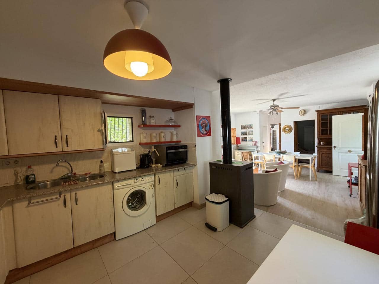4 bedroom Villa for sale in Illora with pool - € 190,000 (Ref: 10110415)