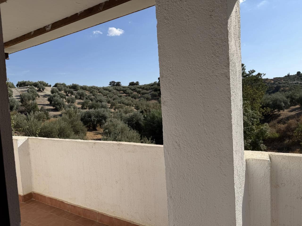 4 bedroom Villa for sale in Illora with pool - € 190,000 (Ref: 10110415)