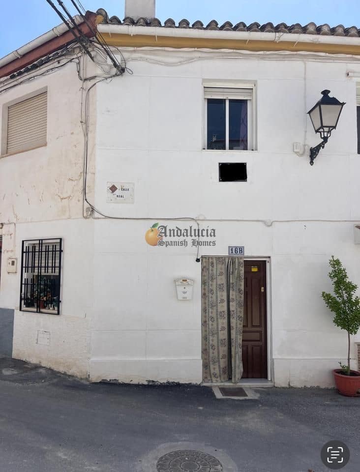 2 quarto Moradia para venda em Moclin com piscina - 117 000 € (Ref: 10130928)