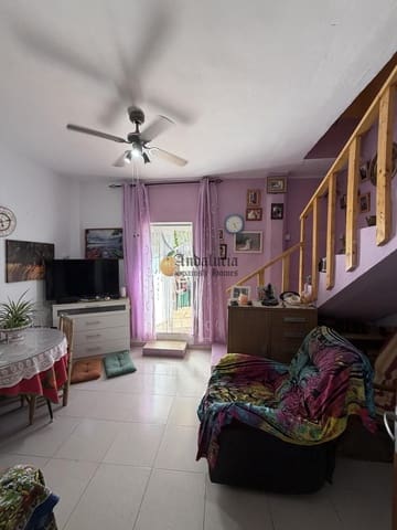 2 quarto Moradia para venda em Moclín com piscina - 117 000 € (Ref: 10130928)