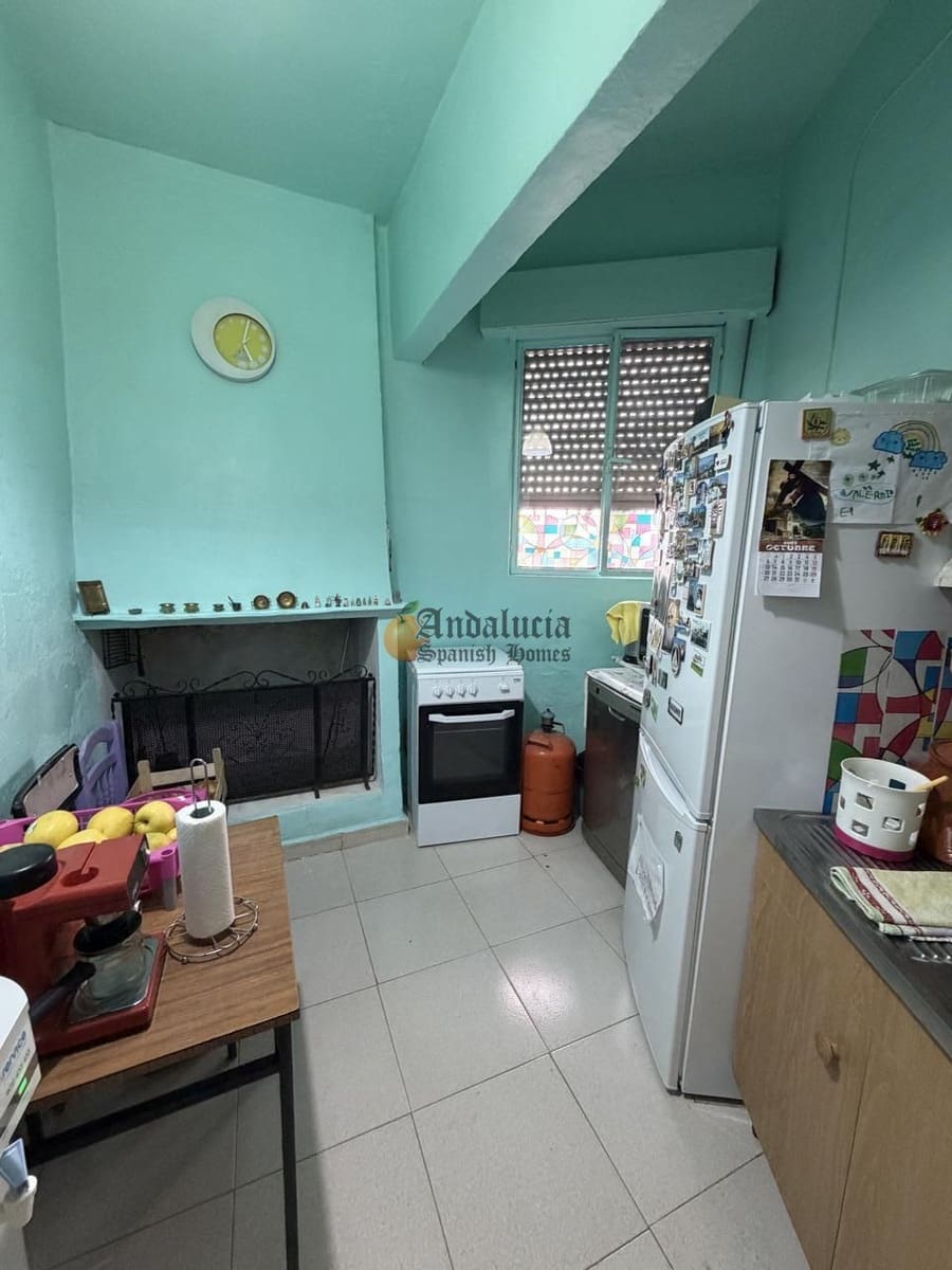 2 quarto Moradia para venda em Moclin com piscina - 117 000 € (Ref: 10130928)