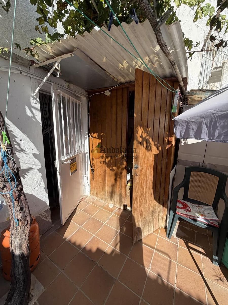 2 quarto Moradia para venda em Moclin com piscina - 117 000 € (Ref: 10130928)
