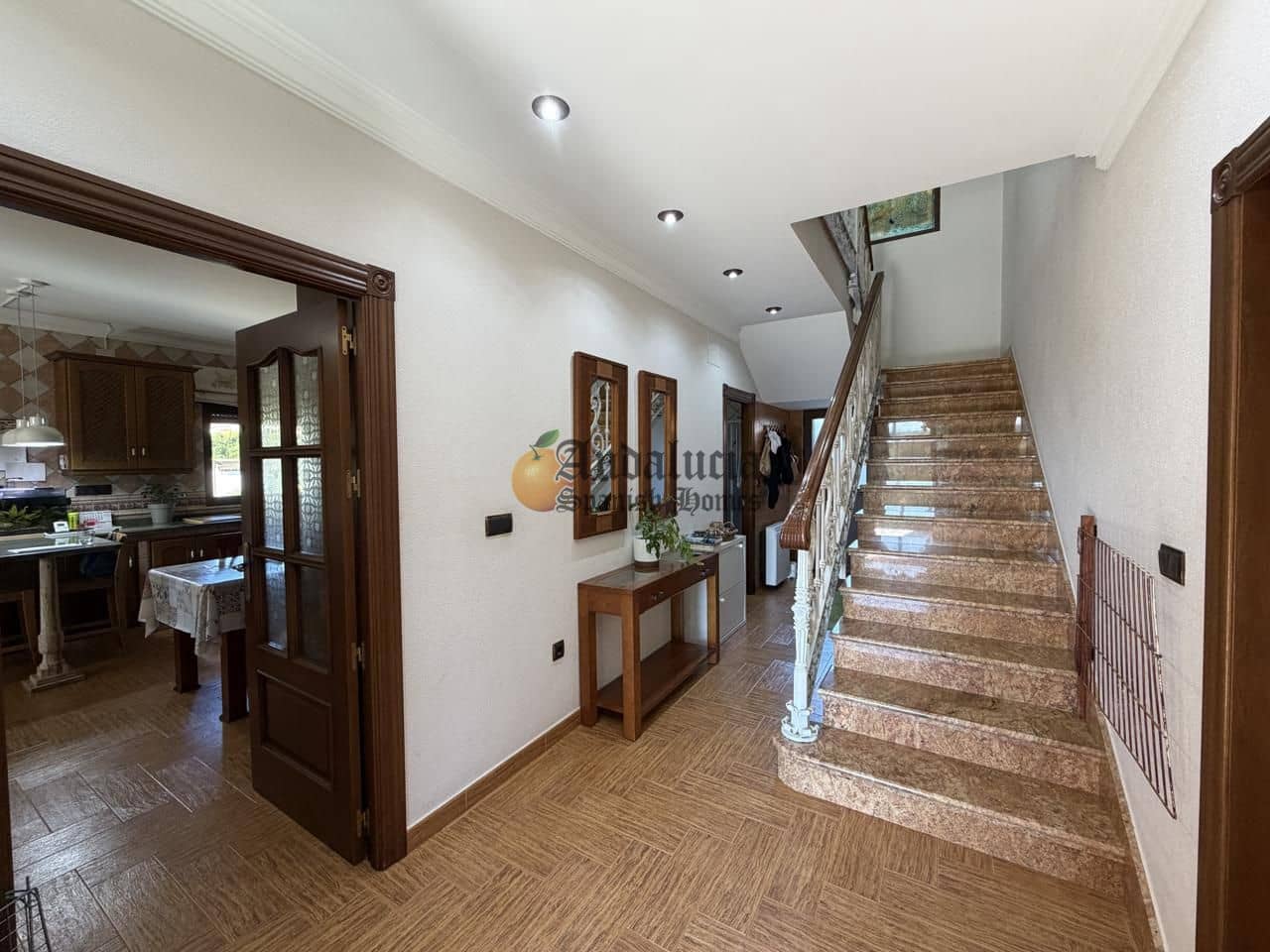 5 soveværelse Villa til salg i Moraleda de Zafayona med swimmingpool garage - € 480.000 (Ref: 10141473)