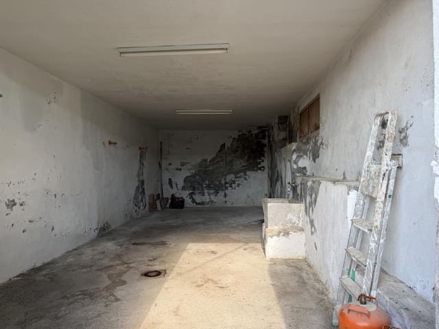 2 Zimmer Villa zu verkaufen in El Turro, Cacín mit Garage - 35.000 € (Ref: 10149307)
