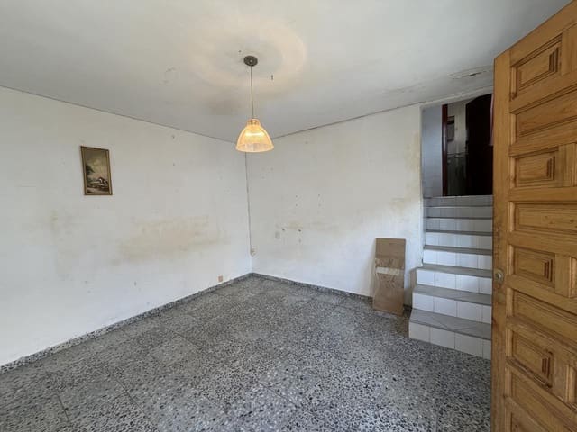 2 Zimmer Villa zu verkaufen in El Turro, Cacín mit Garage - 35.000 € (Ref: 10149307)