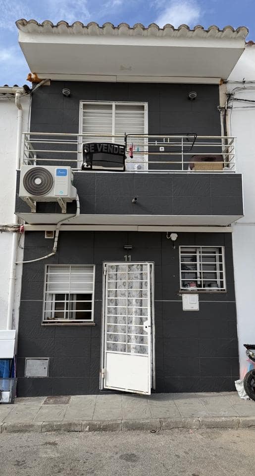 3 slaapkamer Villa te koop in El Turro met garage - € 78.000 (Ref: 10149308)