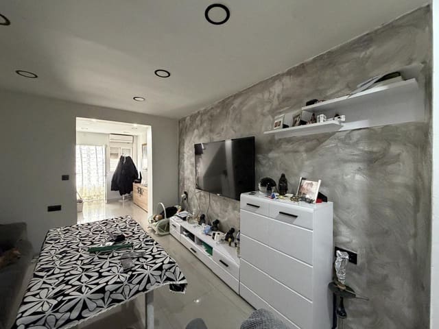 3 soverom Villa til salgs i El Turro, Cacín med garasje - € 78 000 (Ref: 10149308)