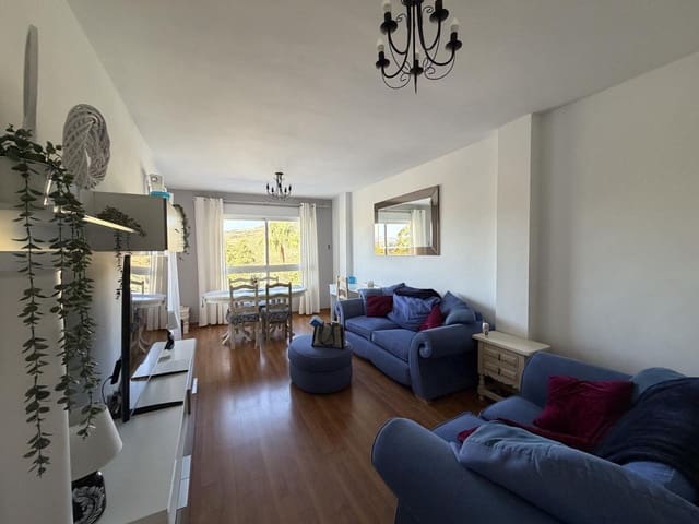 3 Zimmer Wohnung zu verkaufen in Loja mit Pool Garage - 120.000 € (Ref: 10170436)