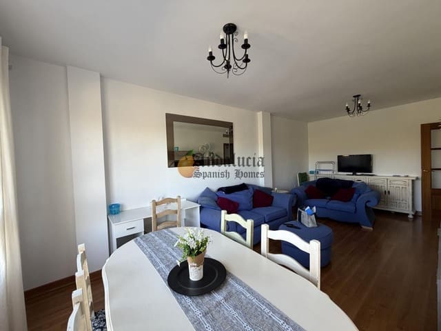 3 soveværelse Lejlighed til salg i Loja med swimmingpool garage - € 120.000 (Ref: 10170436)