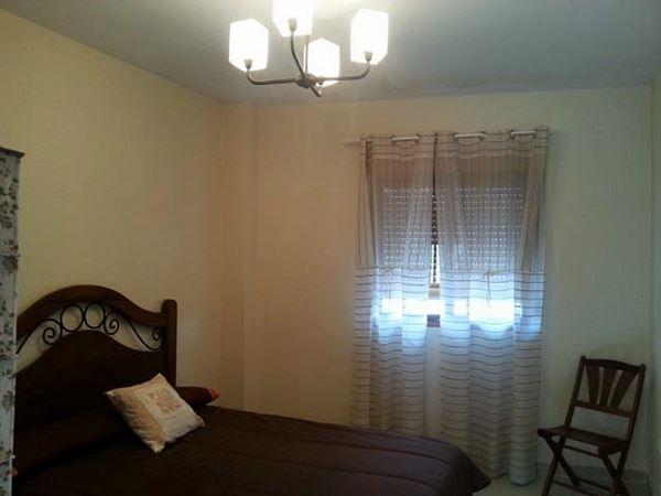 6 soveværelse Villa til salg i Illora med garage - € 148.000 (Ref: 3242301)