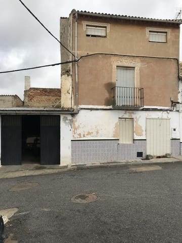 Chalet de 4 habitaciones en El Turro, Cacín en venta con garaje - 35.000 € (Ref: 4280049)