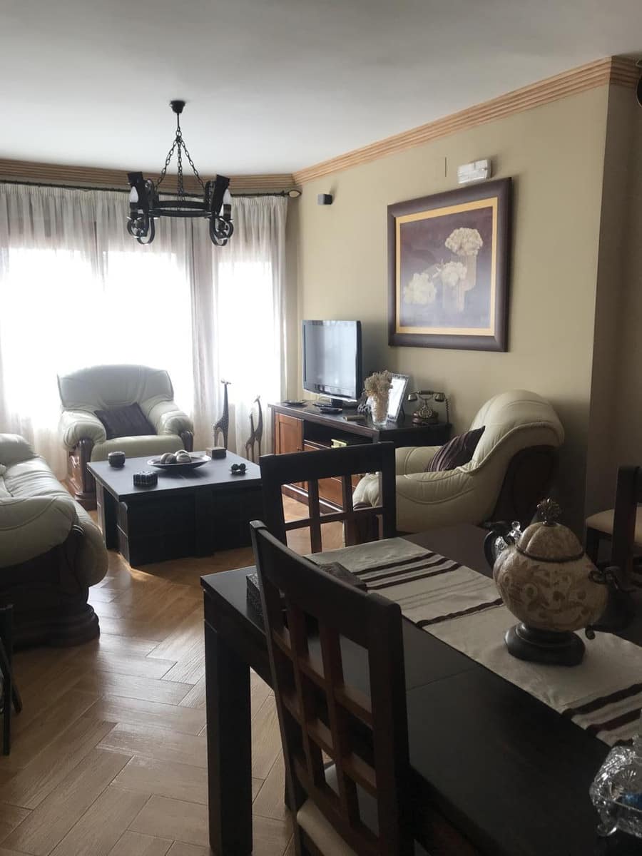 4 soveværelse Villa til salg i Moraleda de Zafayona med garage - € 185.000 (Ref: 4416634)