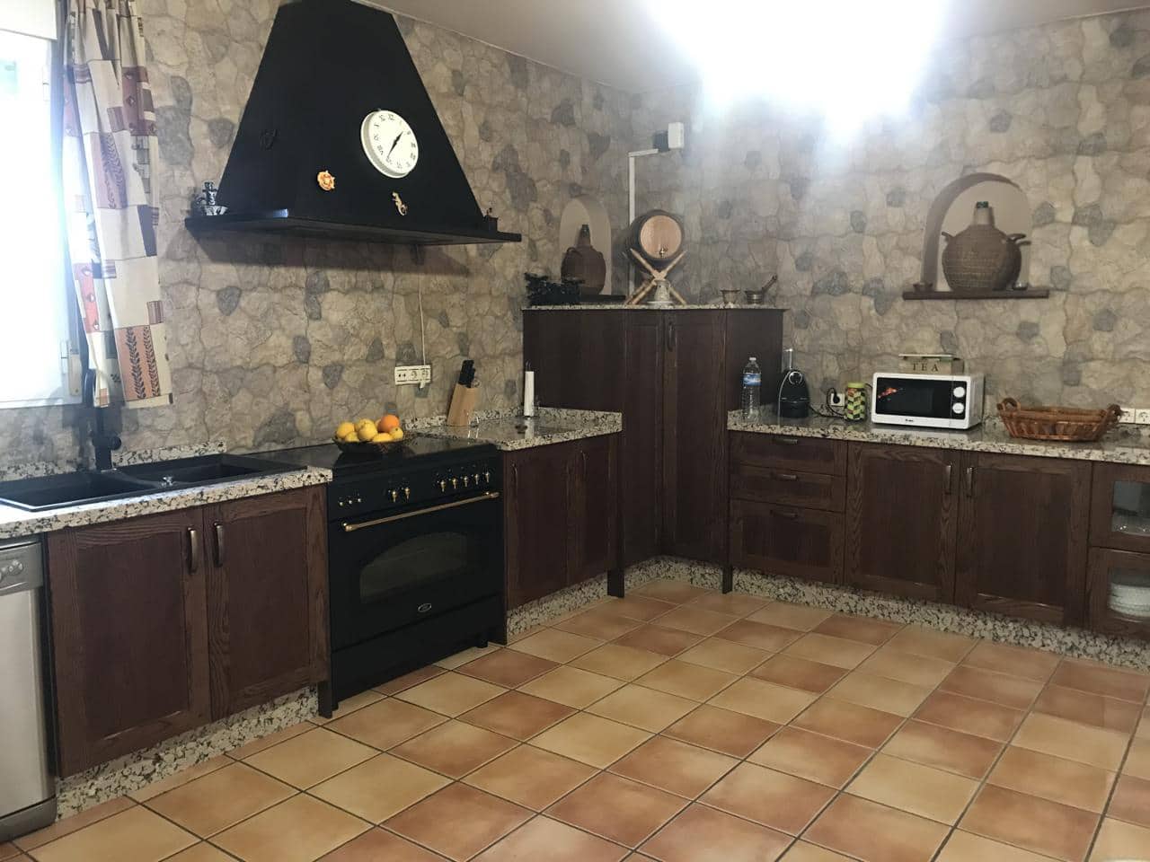 4 soveværelse Villa til salg i Moraleda de Zafayona med garage - € 185.000 (Ref: 4416634)