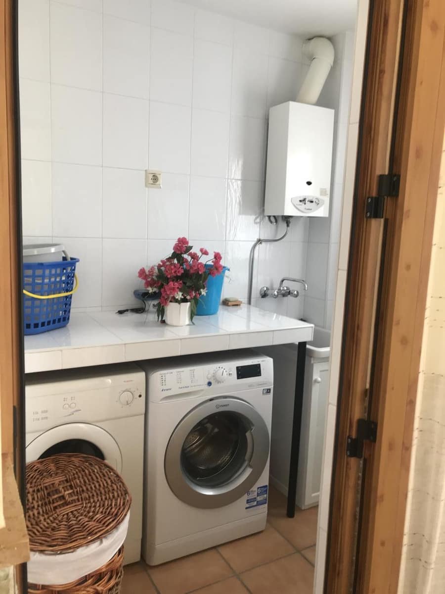 4 soveværelse Villa til salg i Moraleda de Zafayona med garage - € 185.000 (Ref: 4416634)