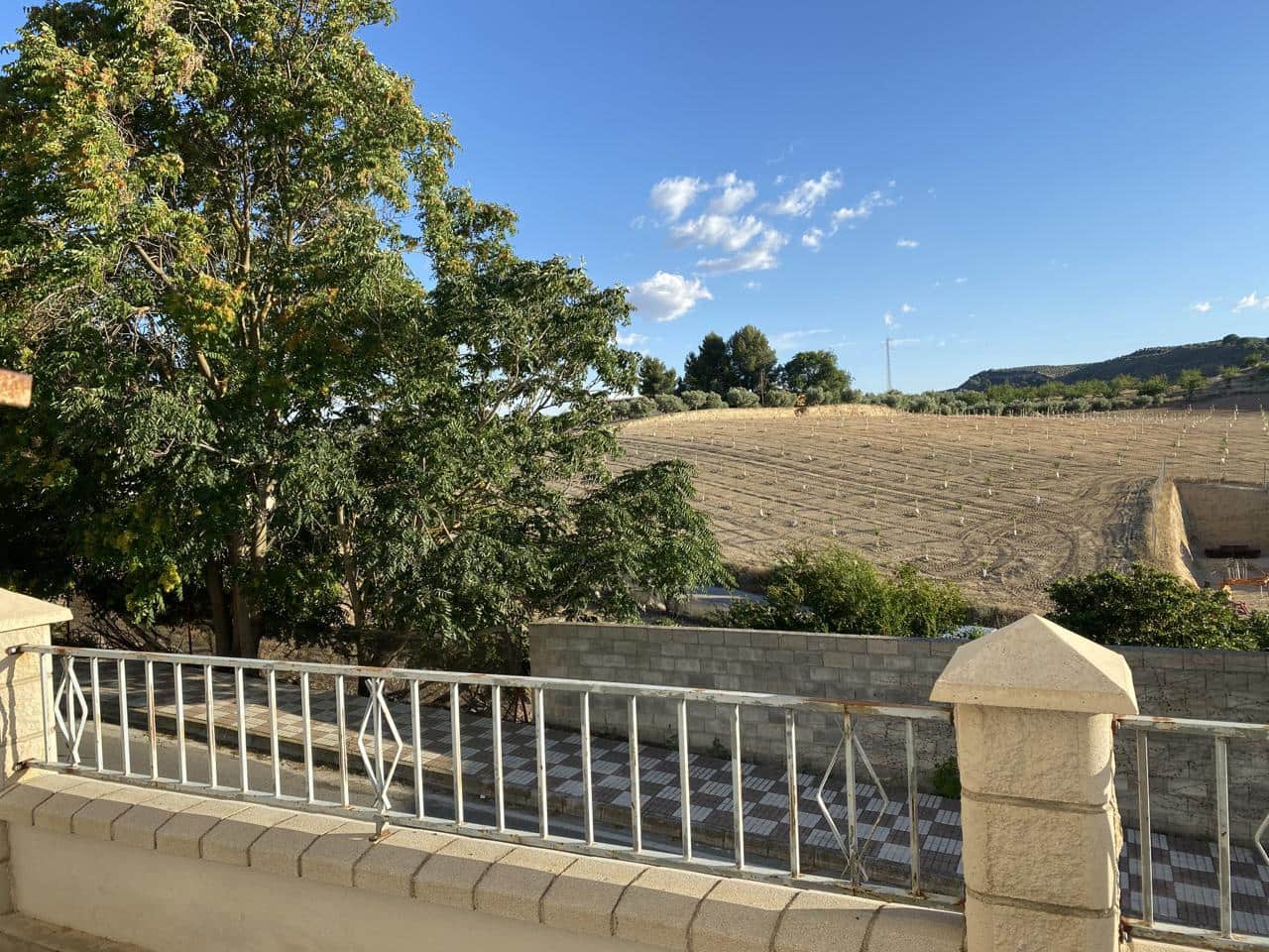 7 bedroom Villa for sale in Moraleda de Zafayona € 130,000 (Ref 5409361)