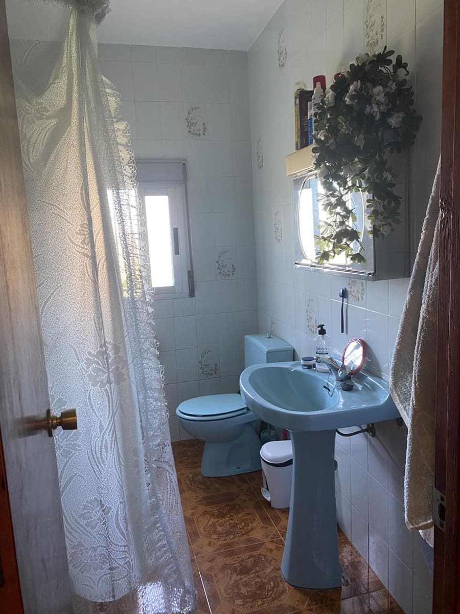 6 soverom Villa til salgs i Alcala la Real med garasje - € 79 500 (Ref: 6083802)