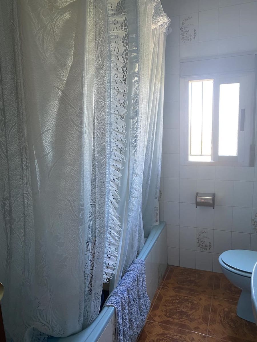 6 Zimmer Villa zu verkaufen in Alcala la Real mit Garage - 79.500 € (Ref: 6083802)