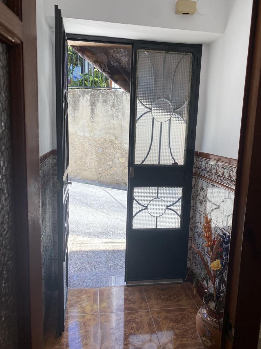 6 Zimmer Villa zu verkaufen in Alcala la Real mit Garage - 79.500 € (Ref: 6083802)