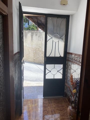 6 soverom Villa til salgs i Alcalá la Real med garasje - € 79 500 (Ref: 6083802)