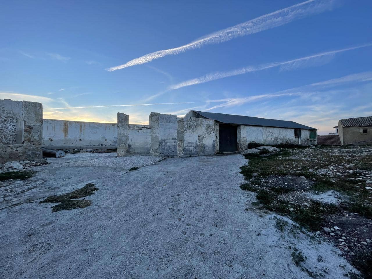 Finca/Landehus til salg i Cacin - € 94.000 (Ref: 6727748)