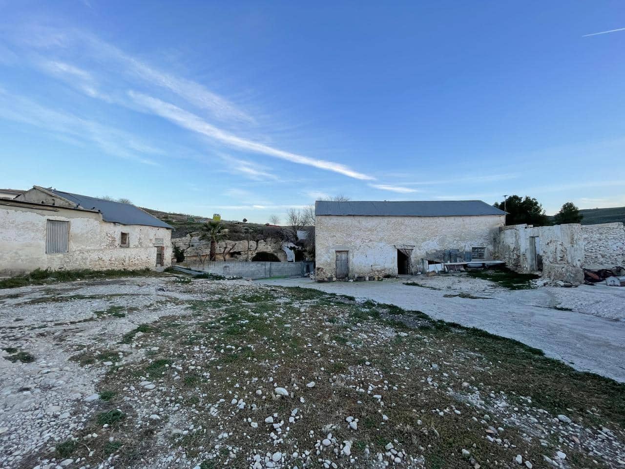 Finca/Landehus til salg i Cacin - € 94.000 (Ref: 6727748)