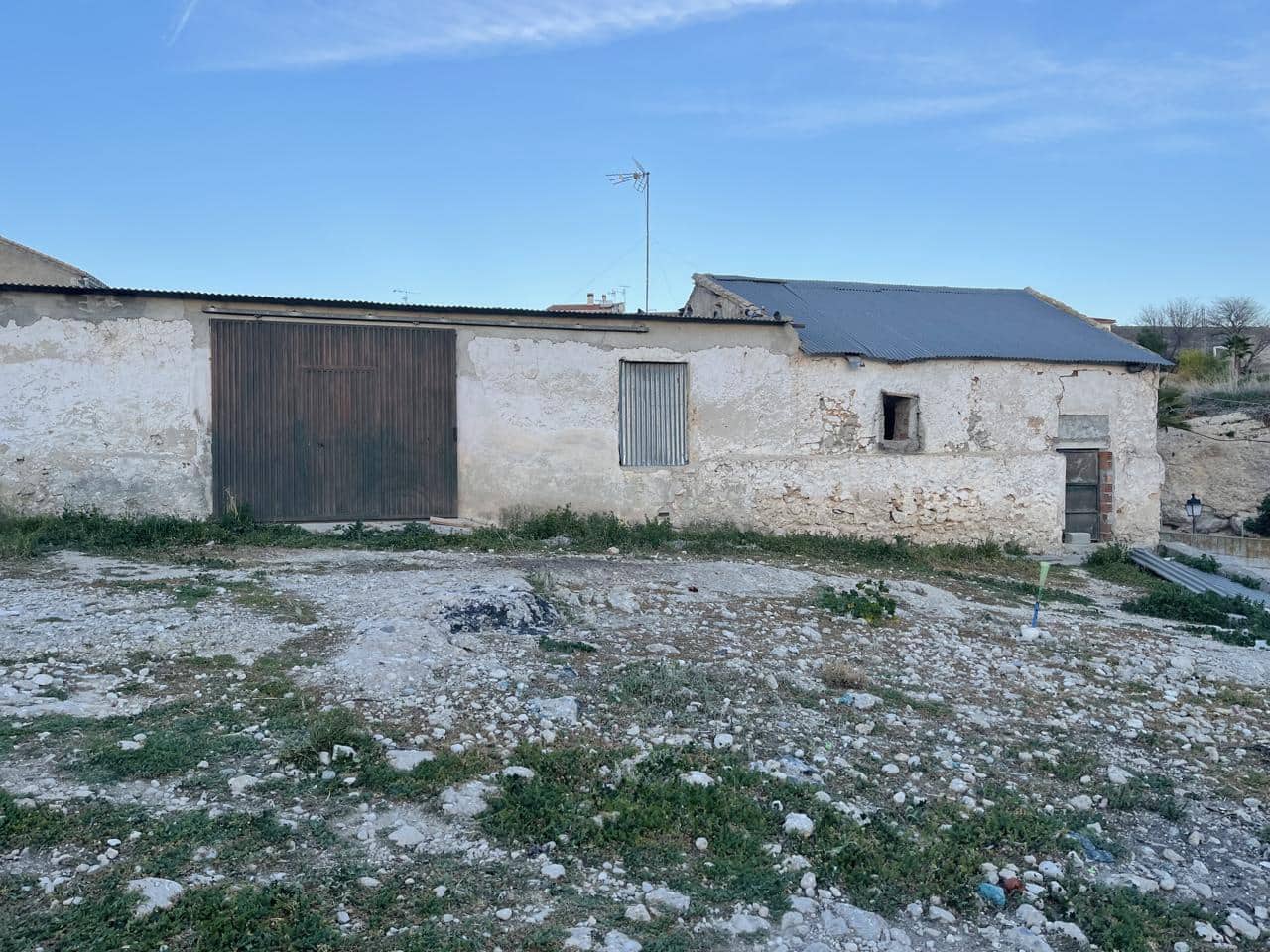 Finca/Landehus til salg i Cacin - € 94.000 (Ref: 6727748)