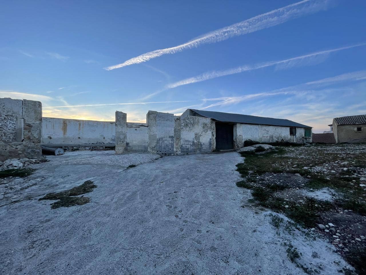 Finca/Landehus til salg i Cacin - € 94.000 (Ref: 6727748)