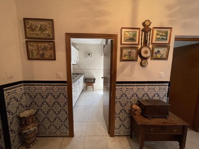 4 soveværelse Villa til salg i Moclín - € 78.000 (Ref: 6963759)